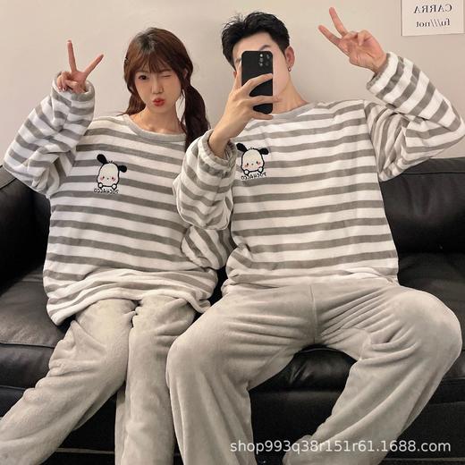 【秋冬必备！保暖家居服套装】情侣睡衣珊瑚绒秋冬卡通可爱，加厚加绒保暖家居服套装，珊瑚绒的材质让你感受温暖与柔软，加厚加绒设计更是给你全方位的呵护lm 商品图3