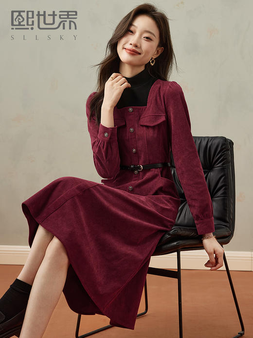 【专属特价】熙世界磨毛灯芯绒连衣裙女秋冬半高领拼接假两件裙子 商品图0