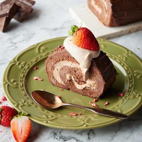 草莓法芙娜甜心卷 Strawberry Chocolate Roll Cake