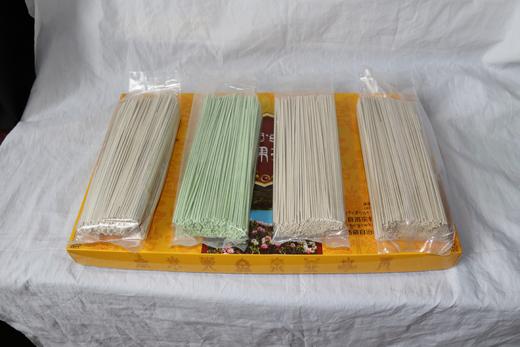 西藏特产 昌都洛隆县洛宗特色产品青稞挂面礼盒装 商品图2