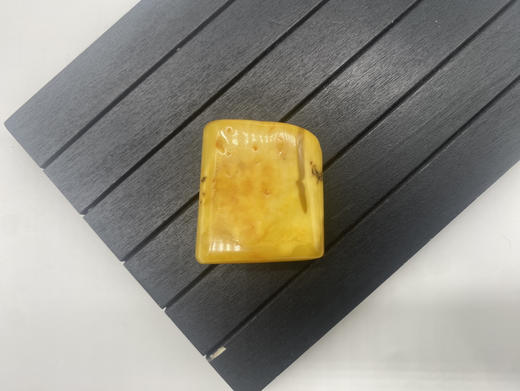 琥珀蜜蜡挂件-7,24.12克 商品图1