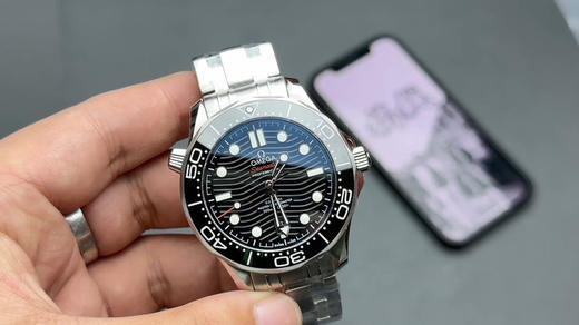 揭秘VS厂的海马300怎么样？外观与8800机芯的融合，堪称复刻表市场的一匹黑马！复刻手表一比一手表n厂c厂zf厂vs厂clean厂noob厂广州手表测评 商品图0