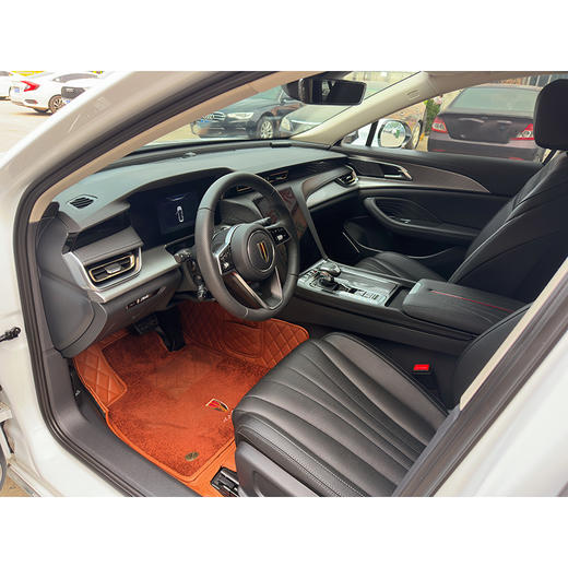 红旗 H5 2.0T 自动智联旗享版【长租-北京】 商品图6