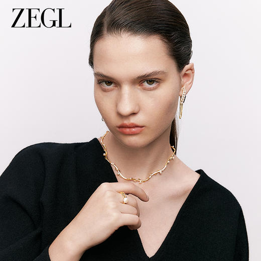 ZEGL设计师漫时光系列法式人造珍珠项链女轻奢小众气质锁骨毛衣链 商品图1