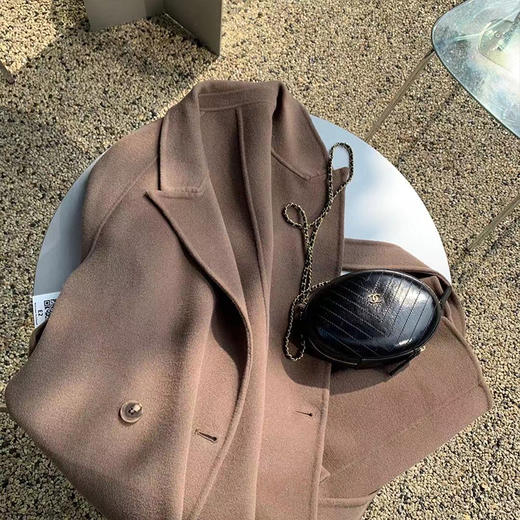 金蘑菇菇  赫拉女神 100羊毛灰色经典大气双面呢大衣 商品图4