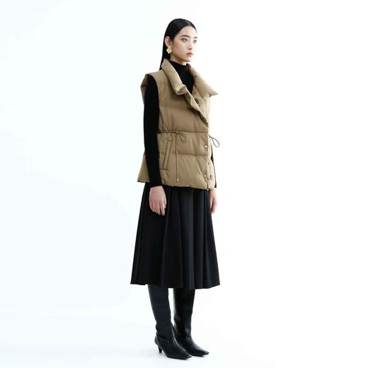 卡莉朵拉羽绒马夹C26D7911 商品图1