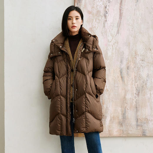 玳莎轻量感棉花糖中长款连帽羽绒服女冬季保暖立领外套  DD41309 商品图0
