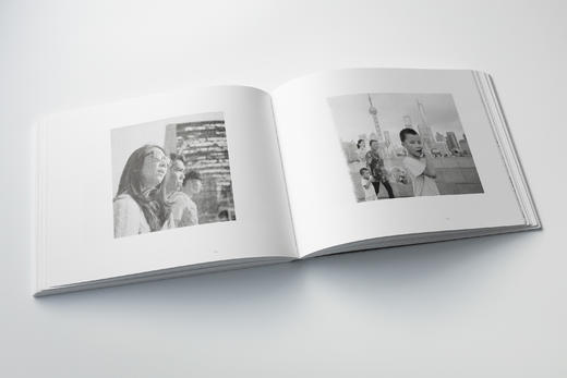 【现货】黄浦江 摄影集 摄影家 张春海先生 创作的影像随笔集 商品图6