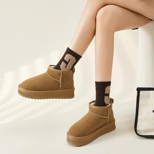 ZHR雪地靴女2023秋季新款时尚可爱休闲百搭加绒饼干底纹平口短靴 商品图1