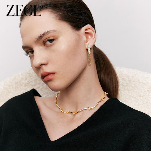 ZEGL设计师漫时光系列法式人造珍珠项链女轻奢小众气质锁骨毛衣链 商品图3