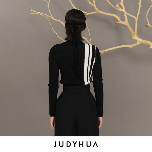 JUDYHUA 拼条设计针织毛衣 商品图3