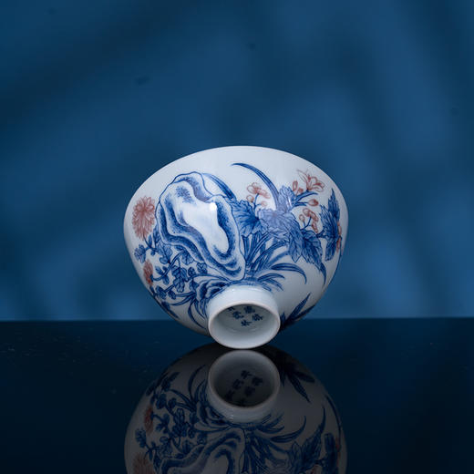 青花釉里红蝶恋花鸡心杯 商品图2