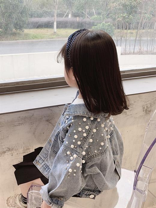 【韩版设计！尽显可爱风采】女童牛仔外套2023春秋新款小女孩韩版水洗牛仔外套童装，点缀着时尚的元素，让孩子穿出青春的味道。ry 商品图2