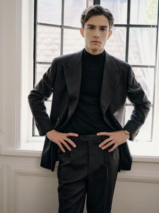 IL CERVO Super 120's 澳洲美丽诺羊毛深灰色格纹法兰绒全麻衬套装 商品图0