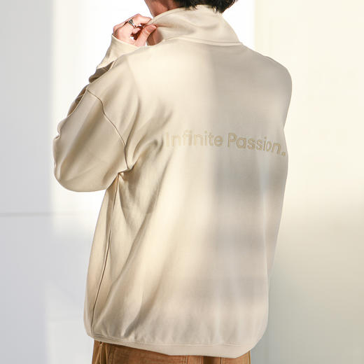 热爱无界 Polo 卫衣 卡其色 商品图3