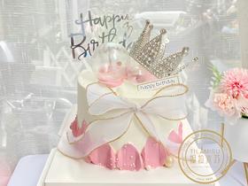 2磅仙女皇冠生日蛋糕