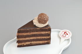 优优米卡—布拉德慕斯蛋糕