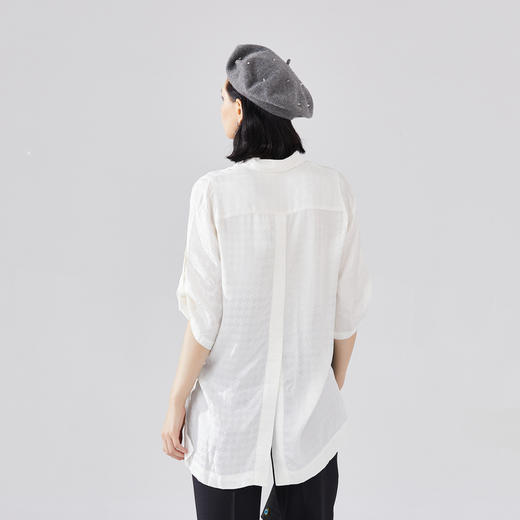 谜底宽松落肩衬衫女2023夏季新款时尚前短后长亲肤衬衣235MC6092 商品图2
