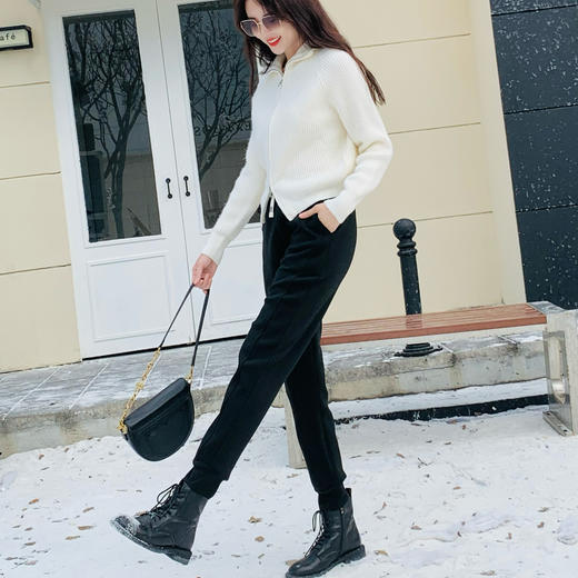 【百图lulu定制】【黑科技防风裤】暖心绒 经典百搭 上身显瘦 防风保暖 休闲裤 商品图3