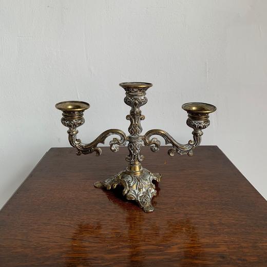 意大利古董纯铜雕花三头烛台AU290 商品图2