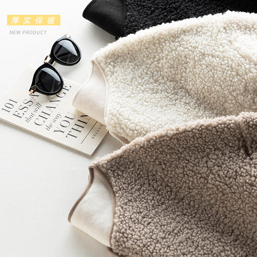 羊羔绒小香风外套 显瘦时髦 短款纽扣毛呢开衫 秋冬百搭款 商品图3