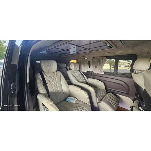 奔驰  V260L 长轴距豪华版【长租-北京】 商品图4