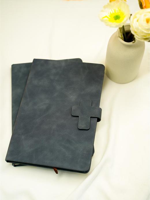 十架磁吸笔记本25开超大本 商品图3