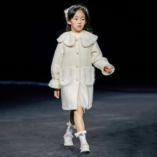 笛莎Deesha 童装女童外套2023冬季新款珍珠花瓣领针织毛呢大衣  商品图4