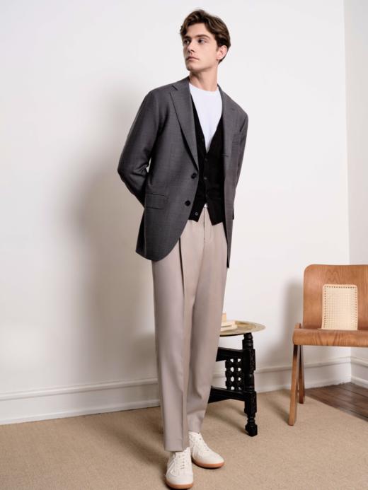 IL CERVO Super 120's 澳洲美丽诺羊毛灰色格纹全麻衬套装 商品图3