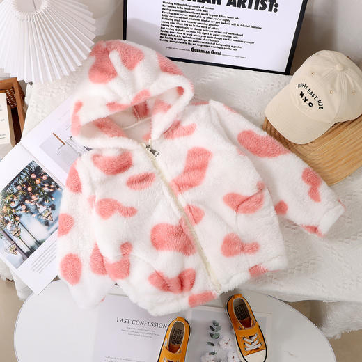 【加厚保暖！儿童可爱保暖外套】新款连帽毛毛衣2023秋冬款保暖加绒外套男女童可爱毛绒加厚绒衣，毛绒质地，连帽设计，可爱细节点缀。ry 商品图1