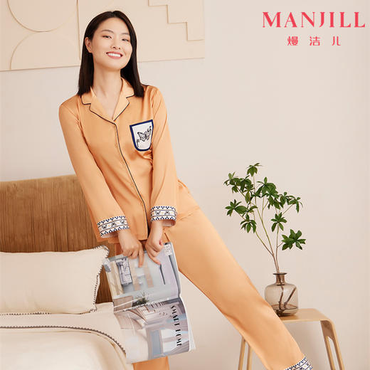 【M码绿色】熳洁儿 秋冬长袖长裤冰雪丝灵动蝴蝶印花气质撞色女款家居服套装商场同款22703112 商品图0