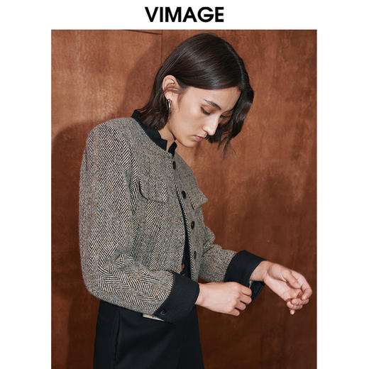 VIMAGE纬漫纪冬季新款经典撞色洋气短款大衣外套V2014611 商品图2