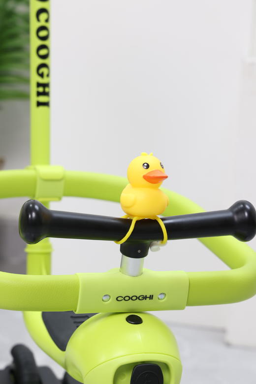 【双旦秒杀】小黄鸭车头挂件（鸭子一共有两款样式，不支持指定款式，随机发货） 商品图3