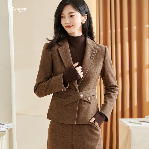 剩S/M/XXL 米思阳2025冬季新款通勤高级感细羊毛西装腰带一粒扣短款外套女厚
3278 商品图3