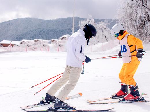 立减300！畅滑东方阿尔卑斯山 【西岭雪山官方滑雪营·3天2夜】3280元 一价全含：交通+住宿+餐饮+全程教学+门票索道+日场夜场雪票~成人孩子都可以报 商品图10