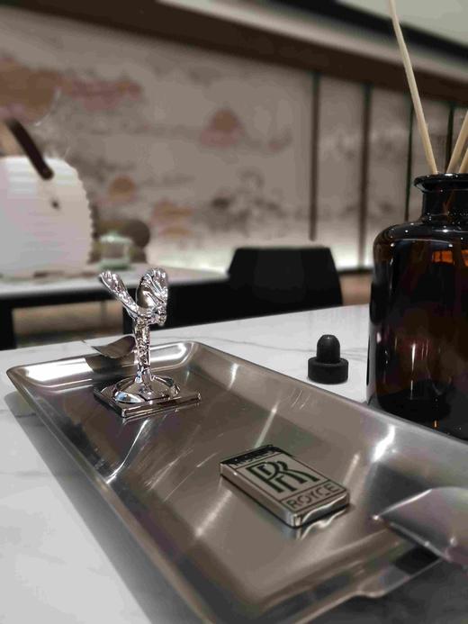 劳斯莱斯不锈钢装饰烟灰缸 圆形长方形雪茄缸 客厅置物收纳盘 商品图2