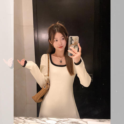 <曾小咸推荐>【气质欧尼】2色方领撞色边长裙 商品图0