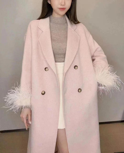 粉色羊毛袖口鸵鸟毛可拆式茧型大 衣 商品图0