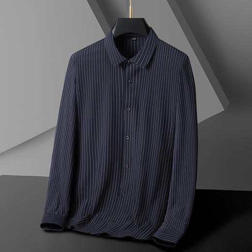 【超大码】【新款DM】大依优型高弹竖条纹长袖衬衫男宽松加肥加大码男士休闲商务衬衣上衣胖子 商品图0