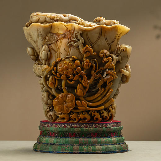 清 寿山石雕荷叶杯摆件 商品图0