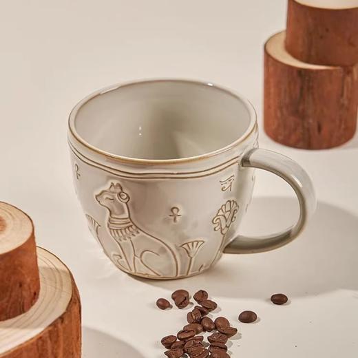 大英博物馆 盖亚·安德森猫系列 复古手工感浮雕大容量马克杯500ml 商品图1