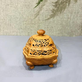 六棱连理纹香炉°黄杨木