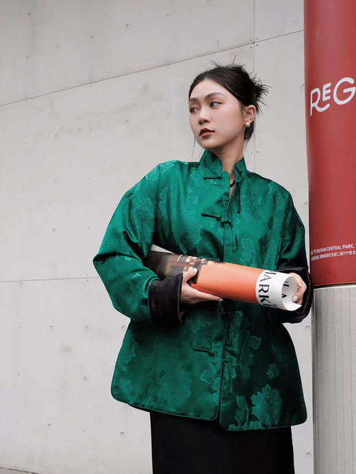 微瑕秒杀| 盛唐牡丹 |祖母绿石榴花对襟外套正反两穿 (不夹棉）[特价品](特殊商品不退不换) 商品图8