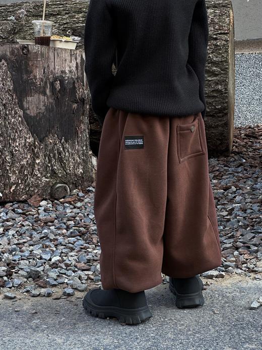 【潮流焕新！韩版设计】冬季新款男童百搭纯色字母，加绒加厚休闲长裤宝宝裤潮，舒适柔软 时尚百搭，暖意十足 休闲风格，舒适贴合，给予孩子全方位呵护与温暖 商品图1