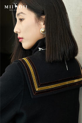 冰的温柔是浅蓝，你是有形状的光