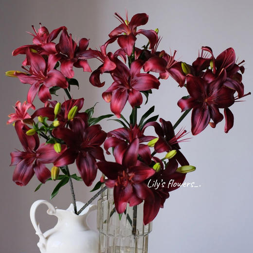 【不仅是品种多.更是量大】小粉仙亚百合10朵（深色）+滑雪板重瓣百合8-10朵+黄金甲香水百合8-10朵+小黑石亚百合8-10朵/份 商品图4