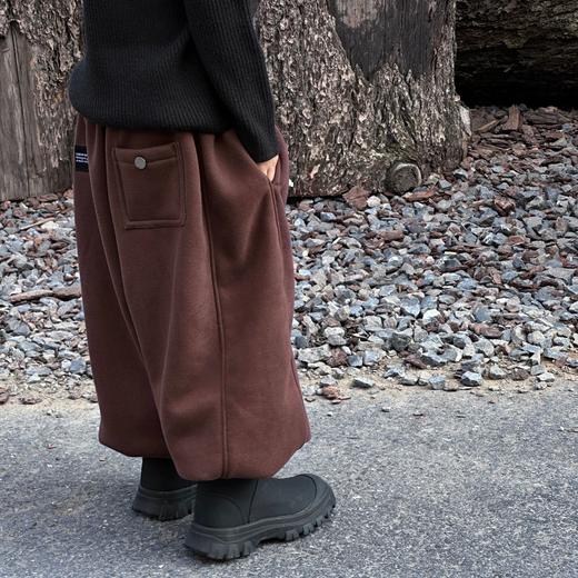 【潮流焕新！韩版设计】冬季新款男童百搭纯色字母，加绒加厚休闲长裤宝宝裤潮，舒适柔软 时尚百搭，暖意十足 休闲风格，舒适贴合，给予孩子全方位呵护与温暖 商品图6