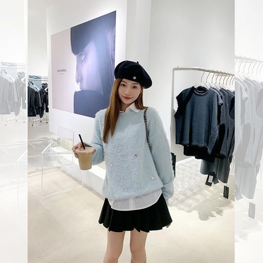 【179元任选2件】最后一波现货！【时髦感up】2色钻石点缀毛衣 商品图0