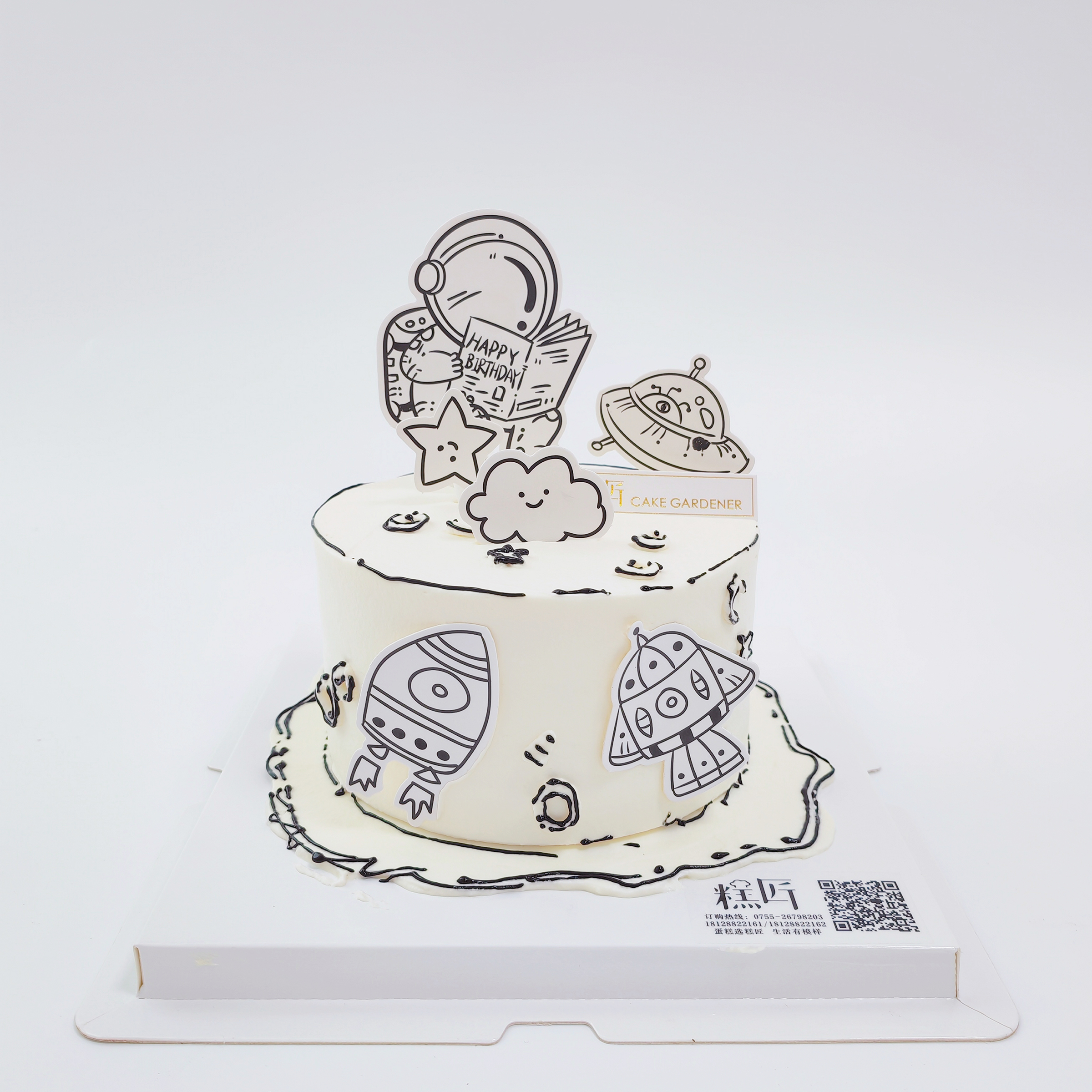 太空人二次元蛋糕（奶油戚风蛋糕）