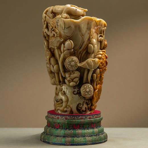 清 寿山石雕荷叶杯摆件 商品图4